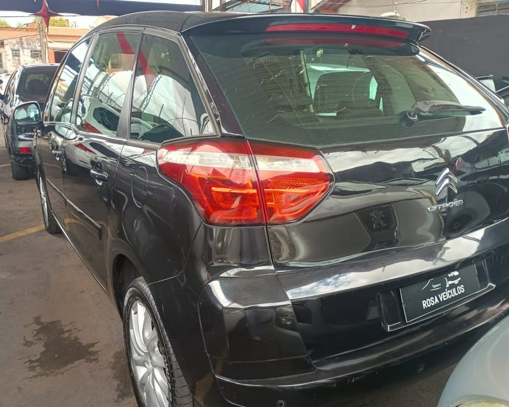 WhatsApp Image 2025-12-17 at 12.22.42 (5)